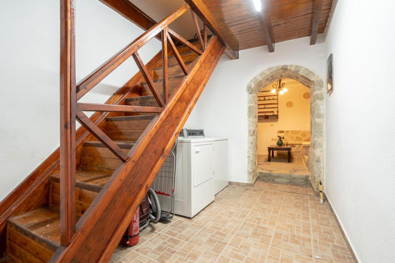 Villa Tzaniana Apomarma Extérieur photo